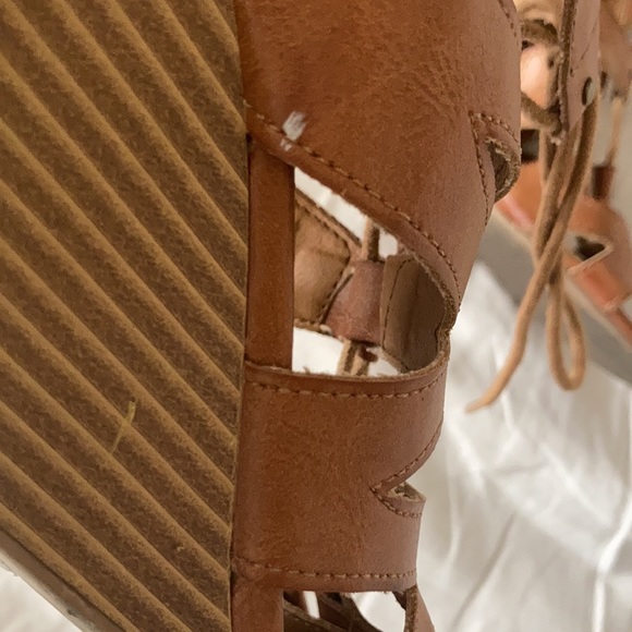 Wedges - Picture 7 of 7